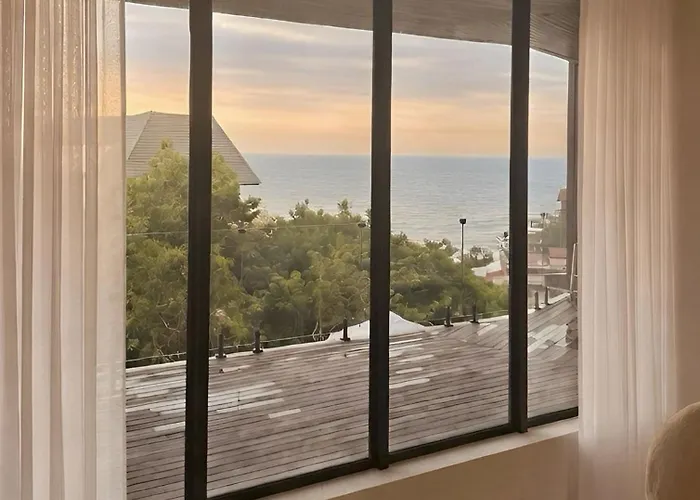 Villa The Rang - Ocean & Volcano Views Uluwatu (Bali)